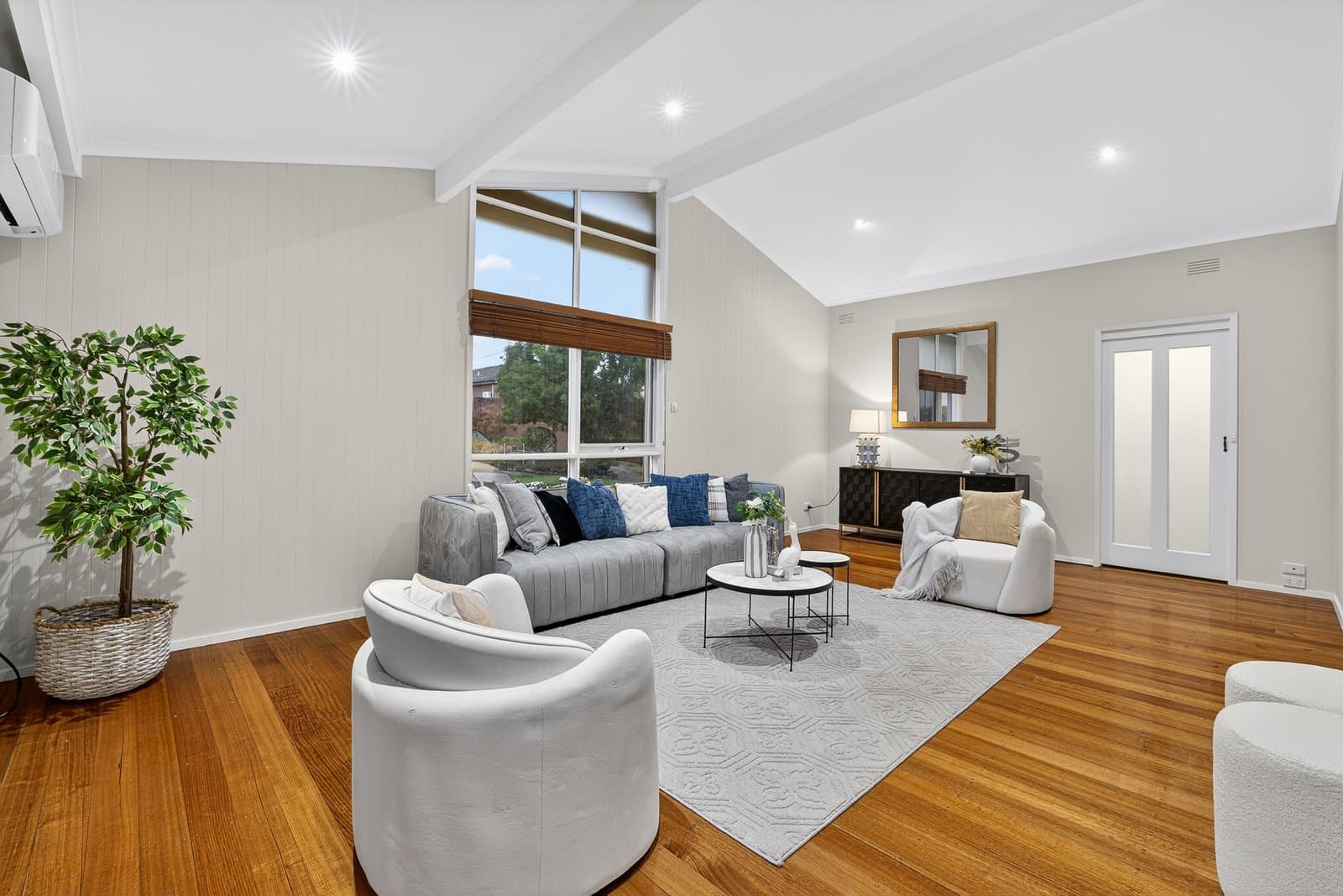 22 Tandara Avenue, Doncaster, Doncaster - Thumbnail 2