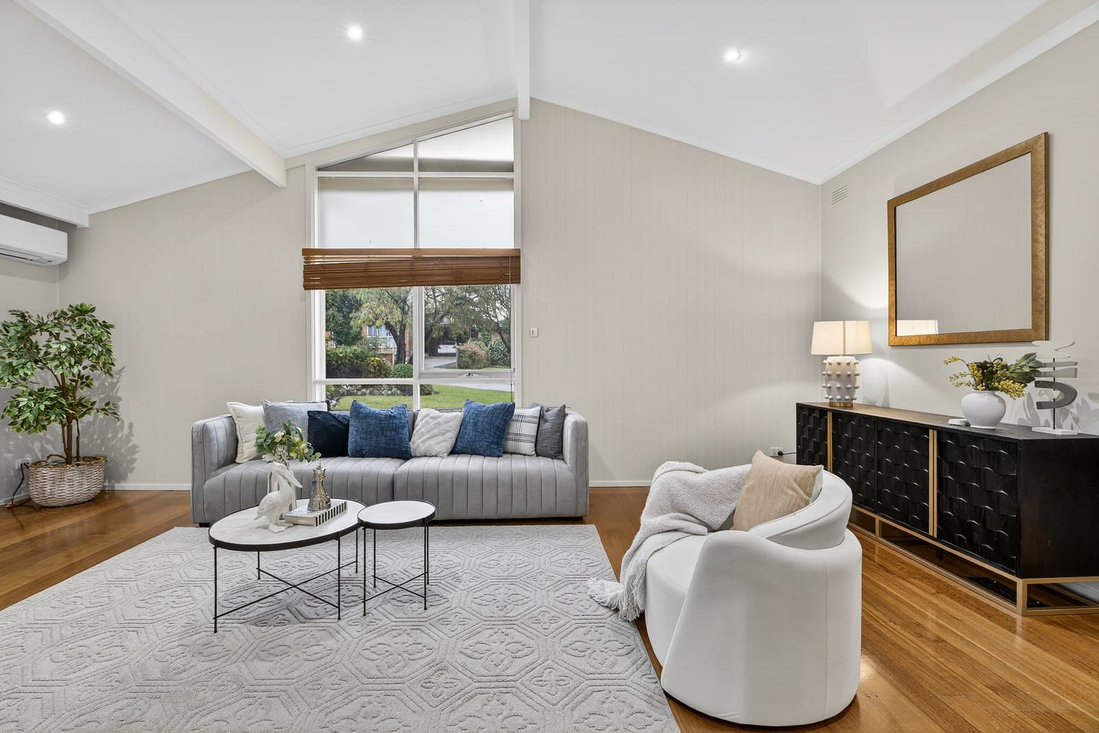22 Tandara Avenue, Doncaster, Doncaster - Thumbnail 3