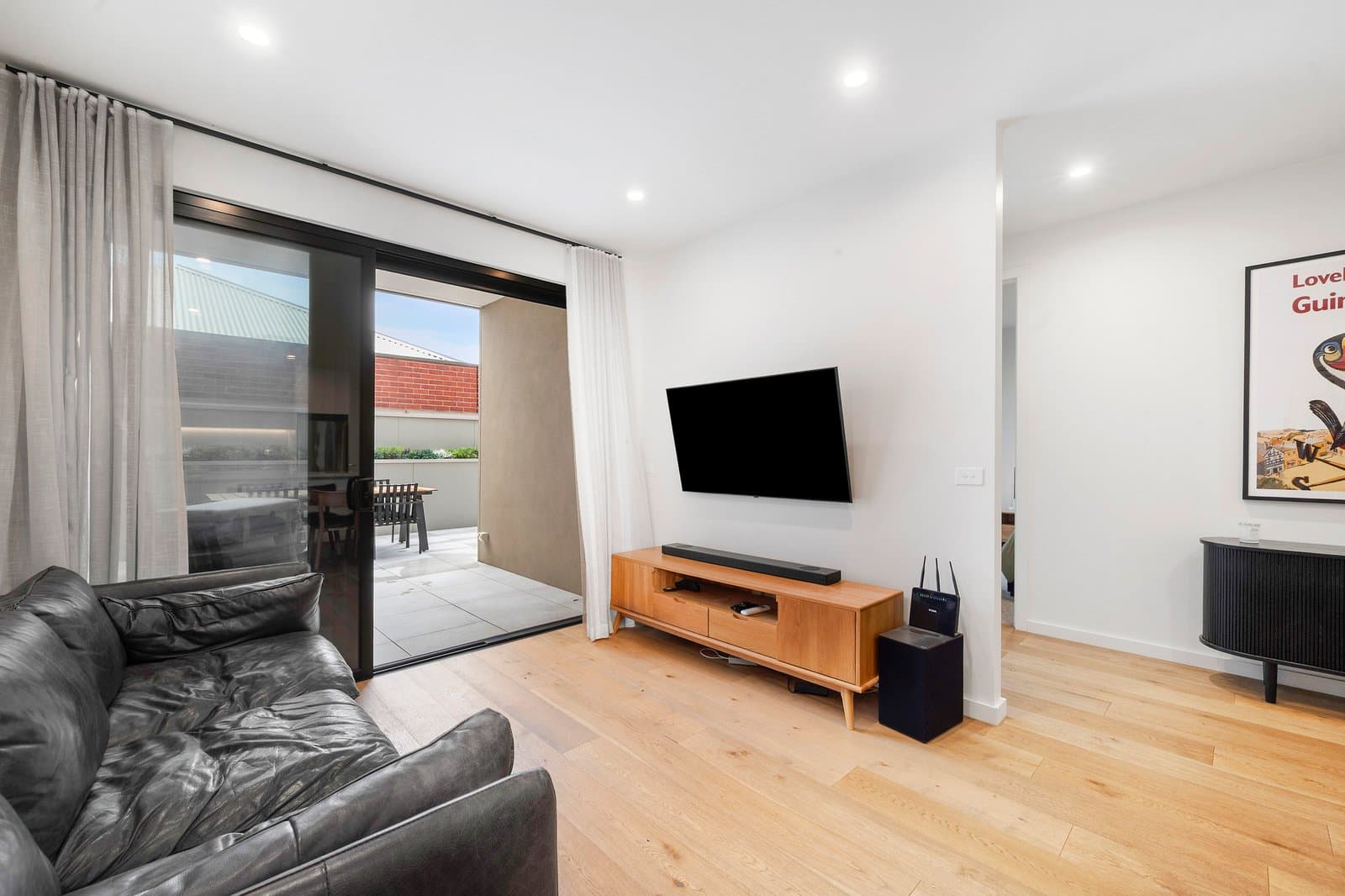 110/285 Neerim Road, Carnegie, Carnegie - Thumbnail 2