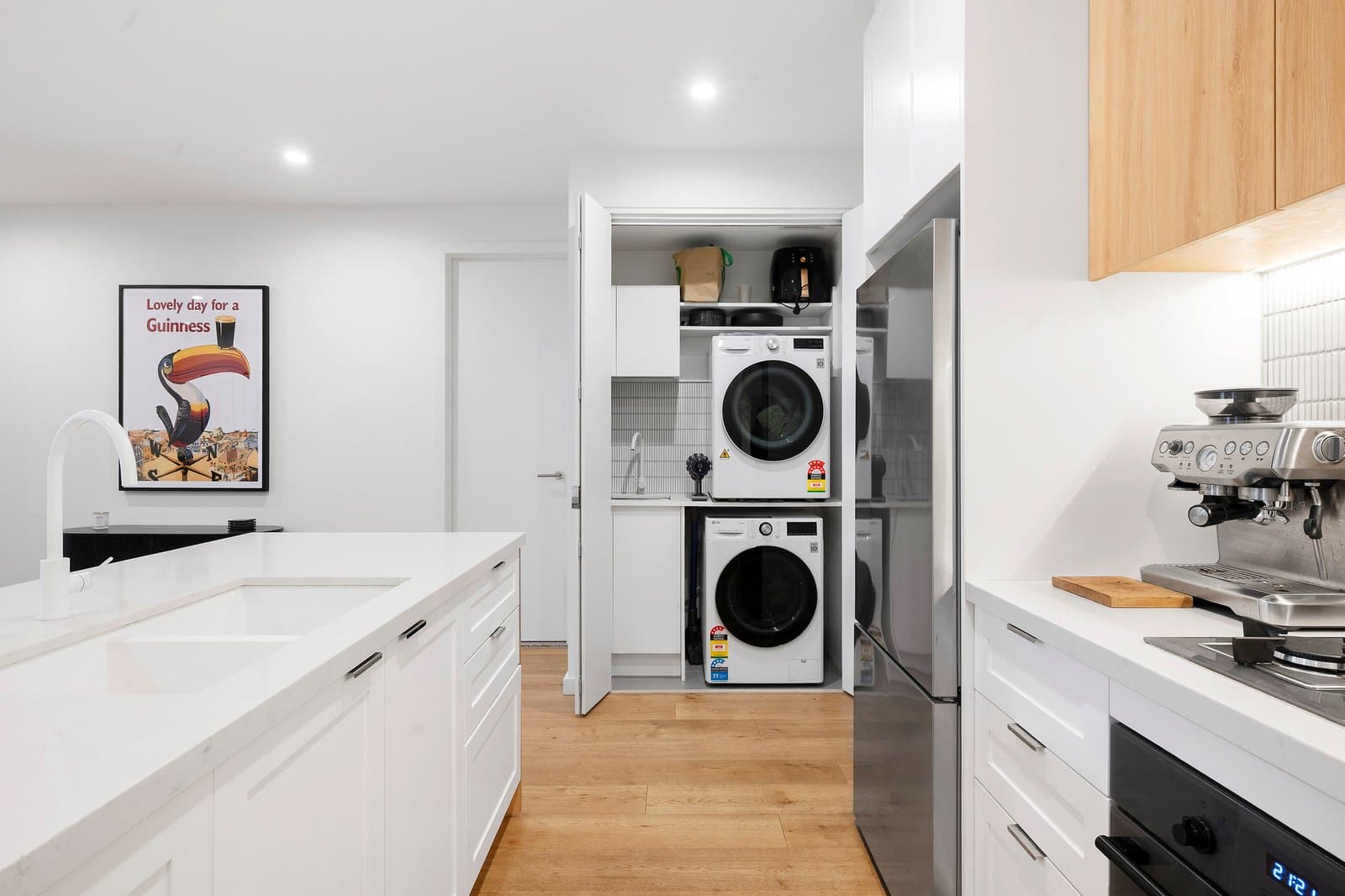 110/285 Neerim Road, Carnegie, Carnegie - Thumbnail 6