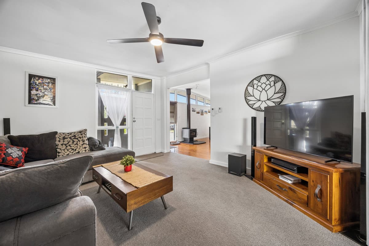 13 Wahroonga Avenue, Valley View SA 5093, Valley View - Thumbnail 2