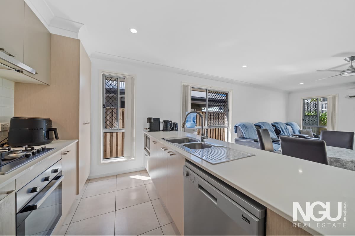 7 Potocki Street, Logan Reserve QLD 4133, Logan Reserve - Thumbnail 5