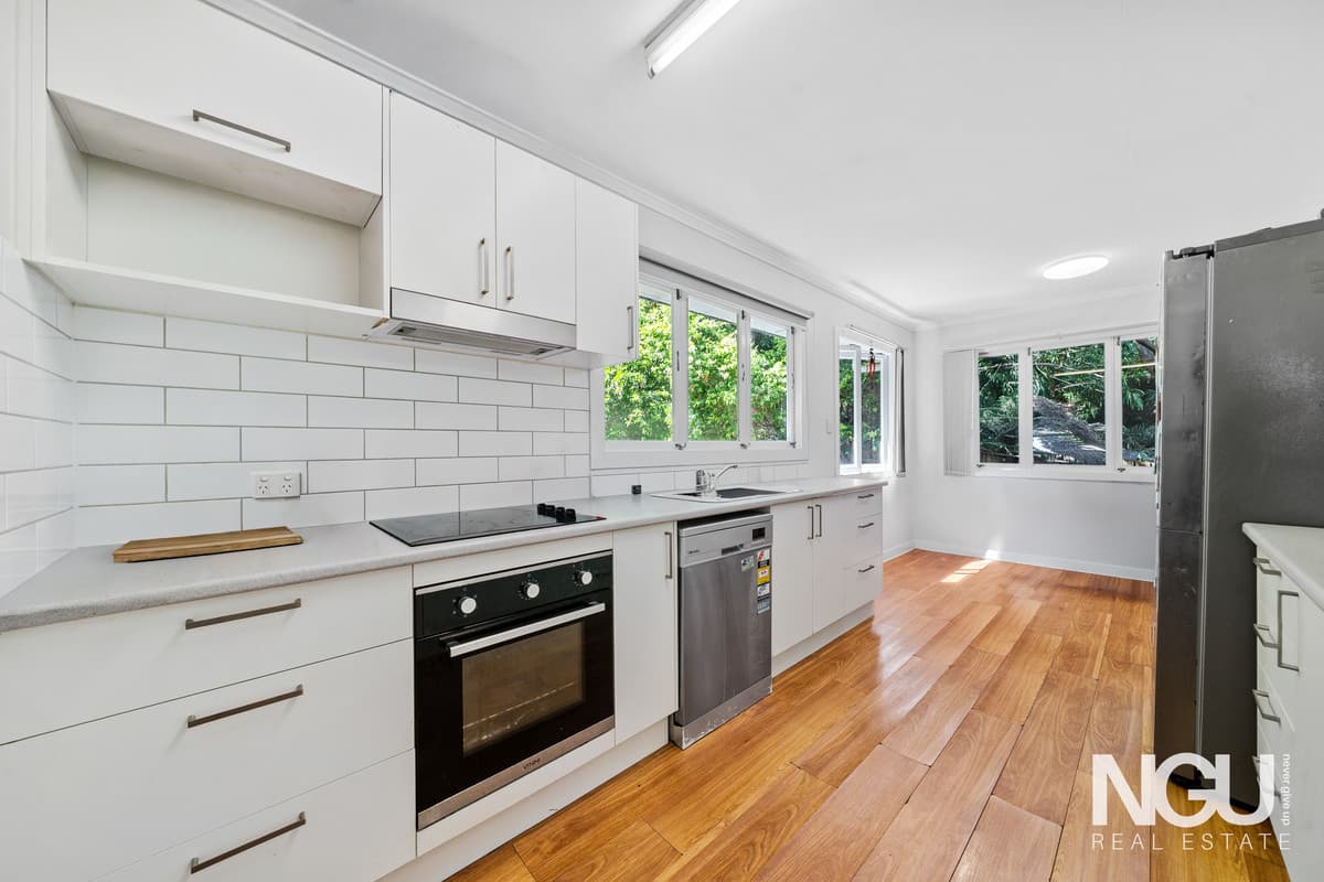 15 Collin Court, Kingston QLD 4114, Kingston - Thumbnail 2