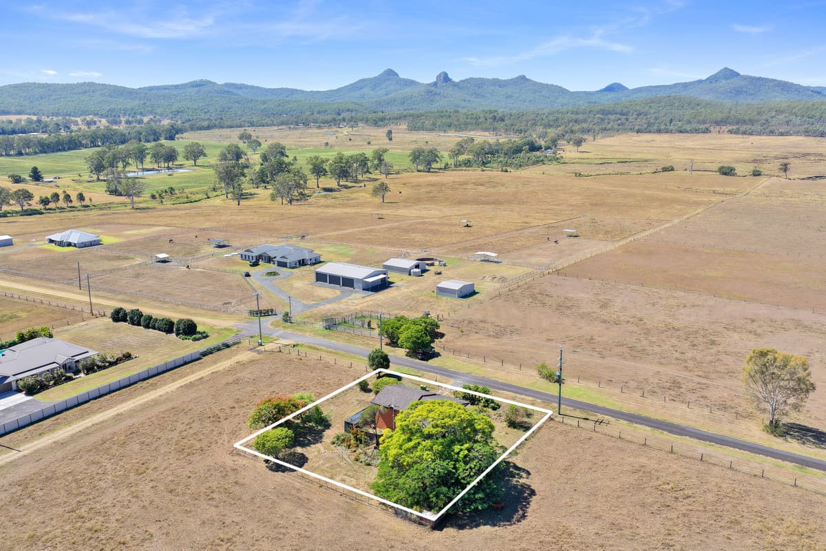 16 Winks Road, Peak Crossing QLD 4306, Peak Crossing - Thumbnail 3