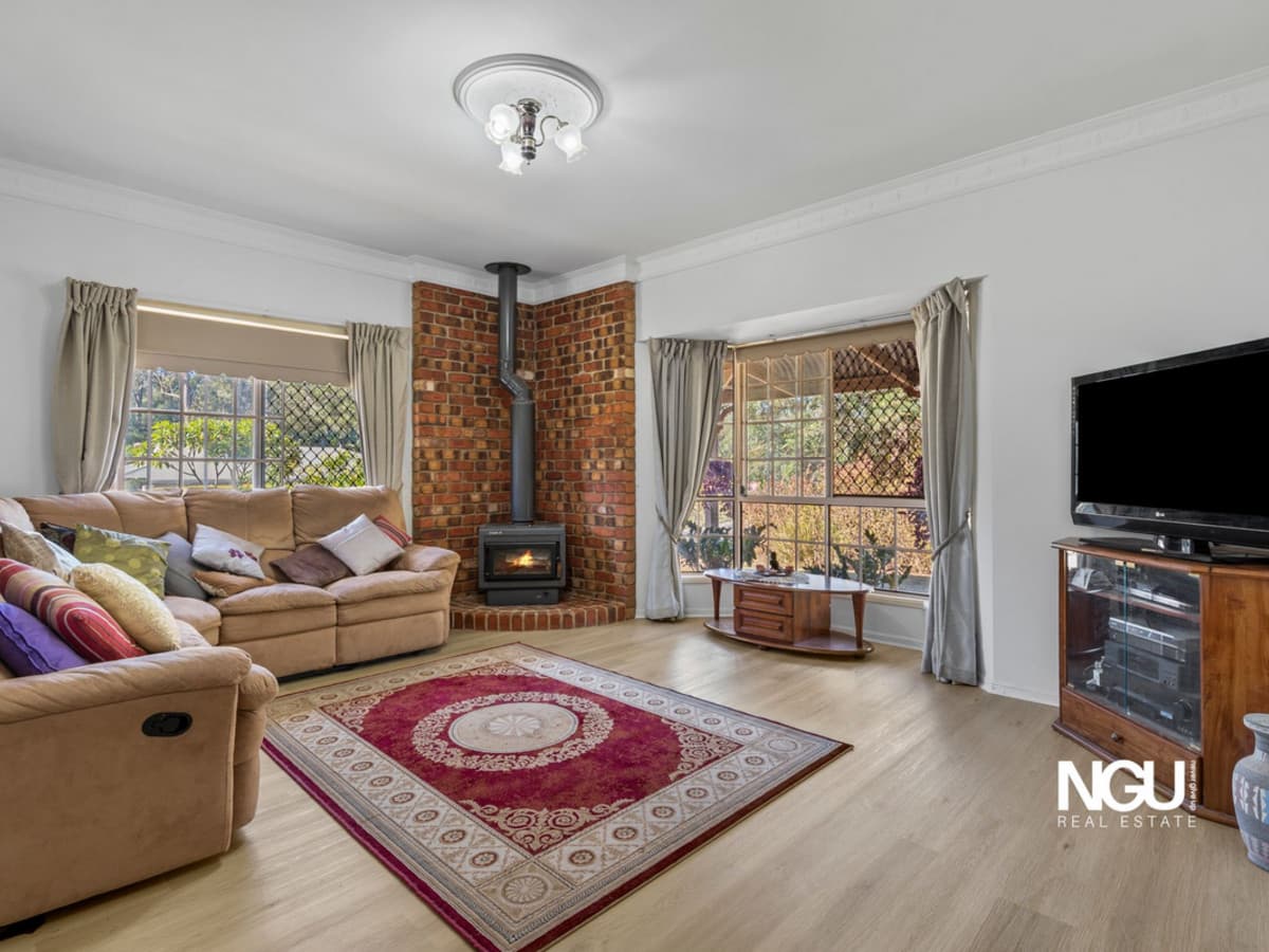 80 Glenross Drive, Pine Mountain QLD 4306, Pine Mountain - Thumbnail 8
