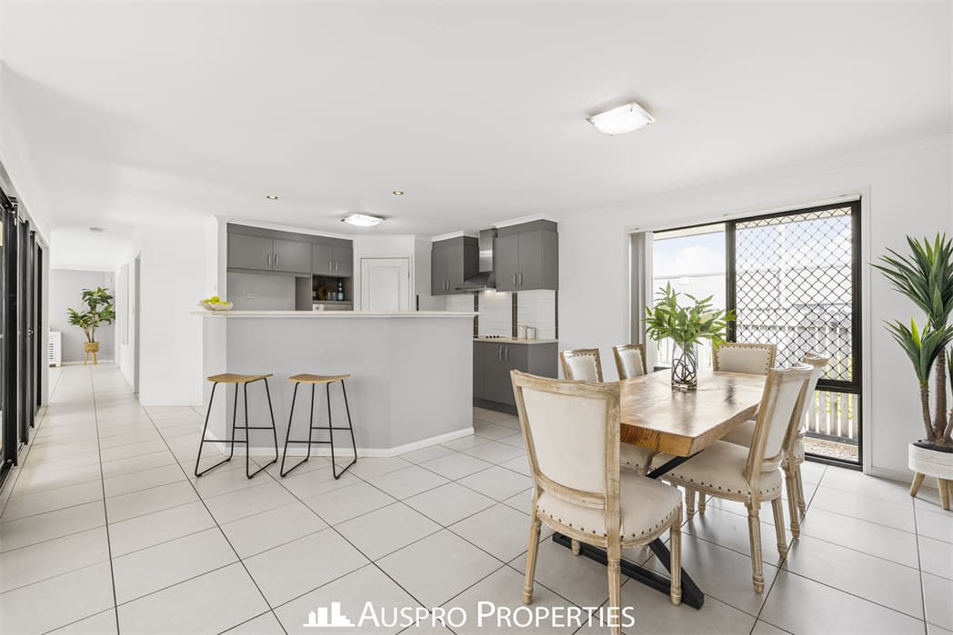 41 Chilton Street, Sunnybank Hills - Thumbnail 6