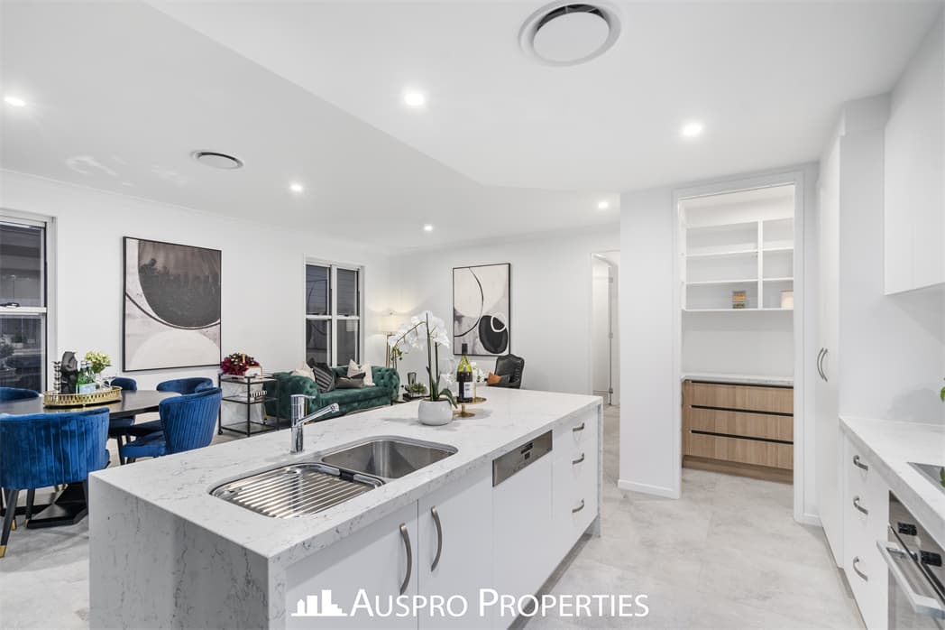 144 Armstrong Road, Cannon Hill - Thumbnail 6