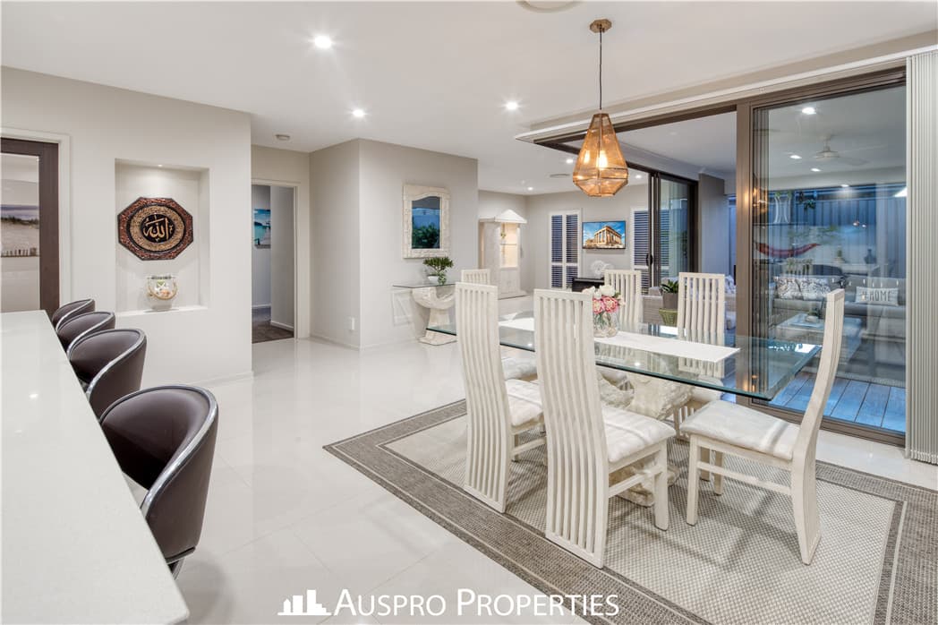79 Hawthorn Circuit, Stretton - Thumbnail 4
