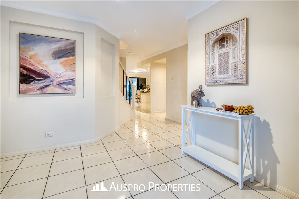 16 Spruce Bark Court, Stretton - Thumbnail 4