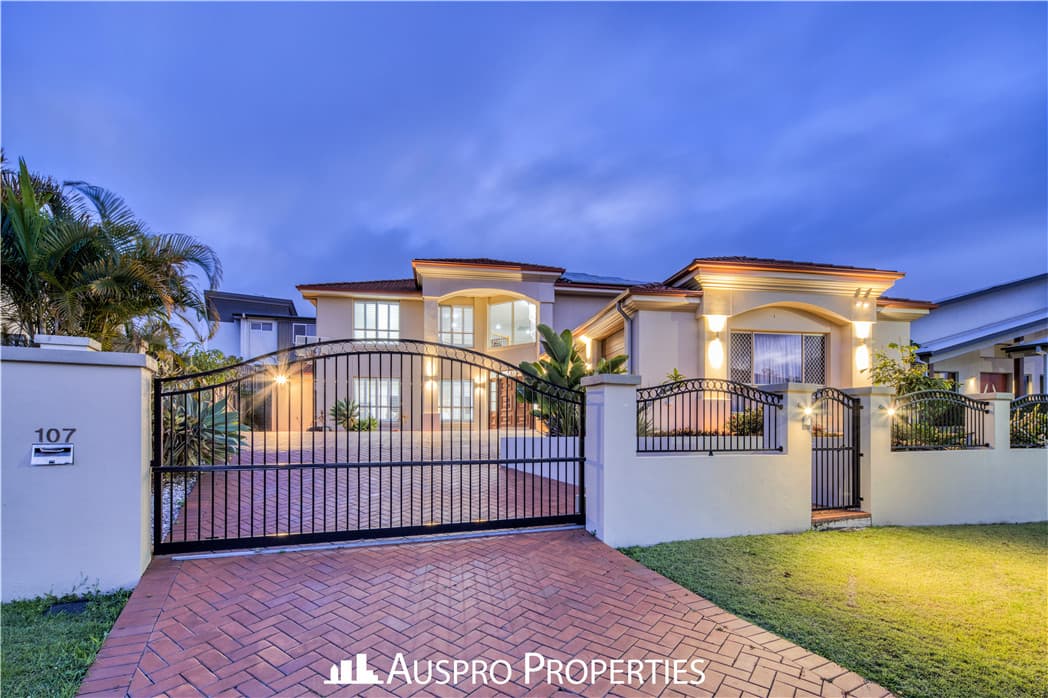 107 Hawthorn Cct, Stretton - Thumbnail 2