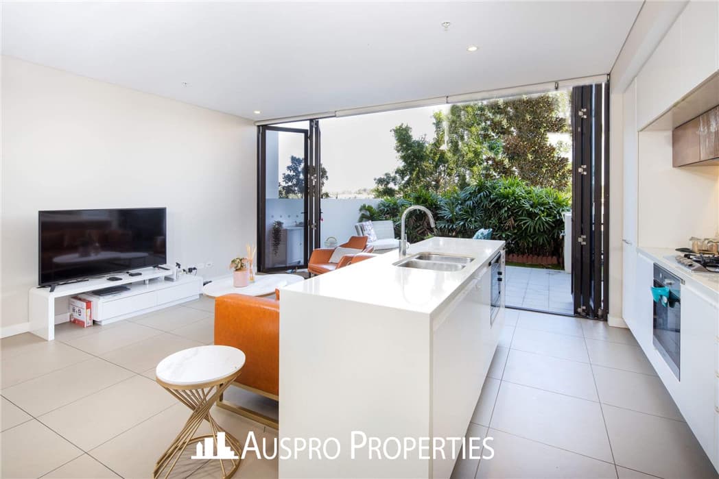 20005/37D Harbour Rd, Hamilton - Thumbnail 3