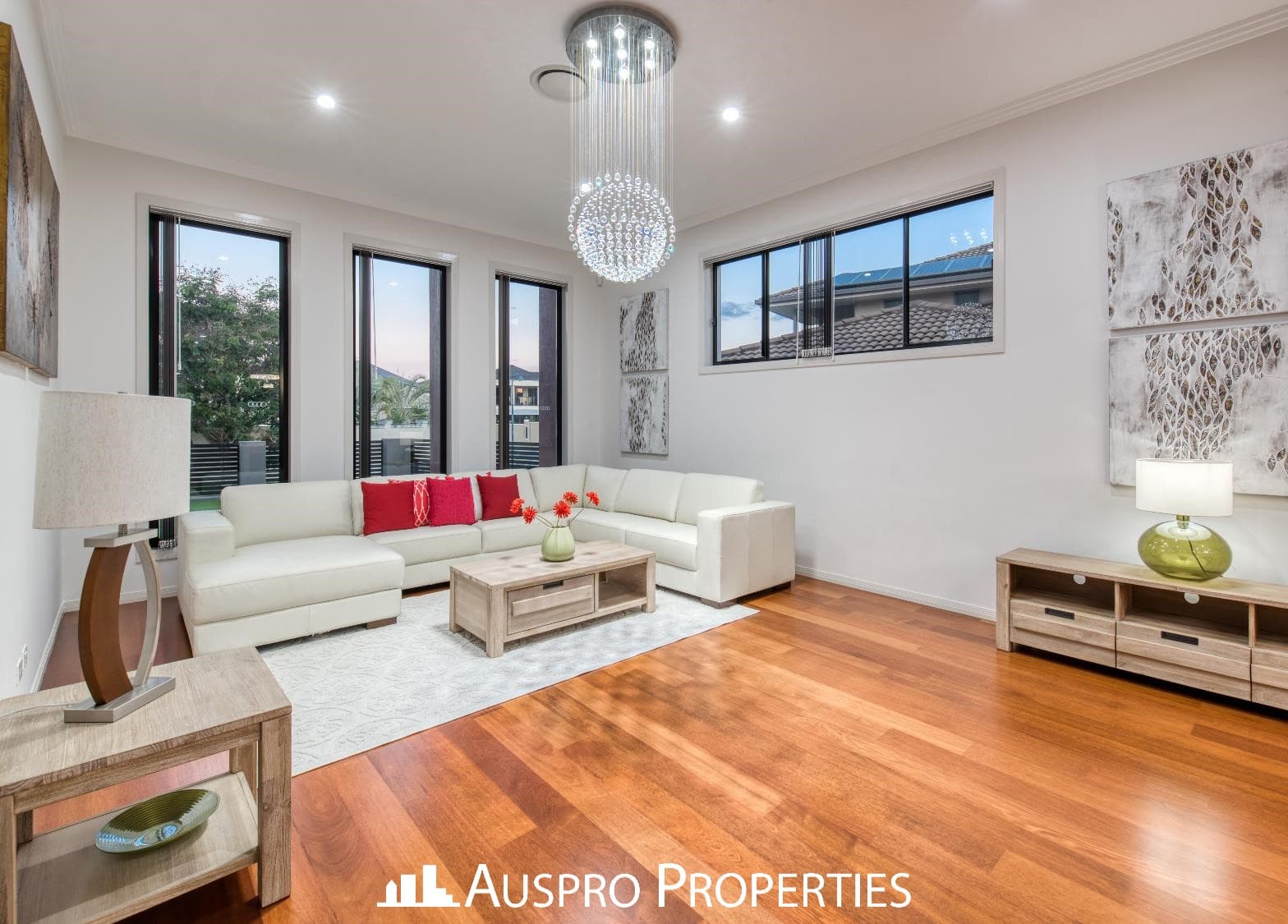 16 Elderbury Place, Stretton - Thumbnail 2