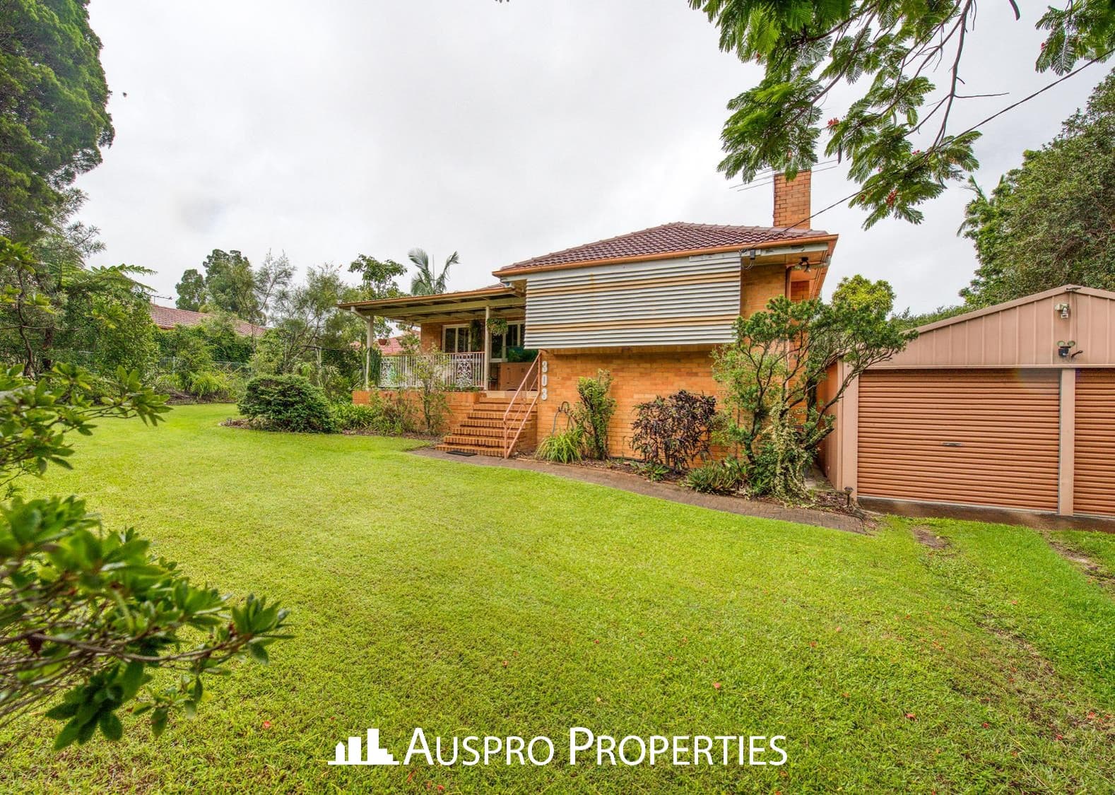 303 Warrigal, Eight Mile Plains - Thumbnail 3