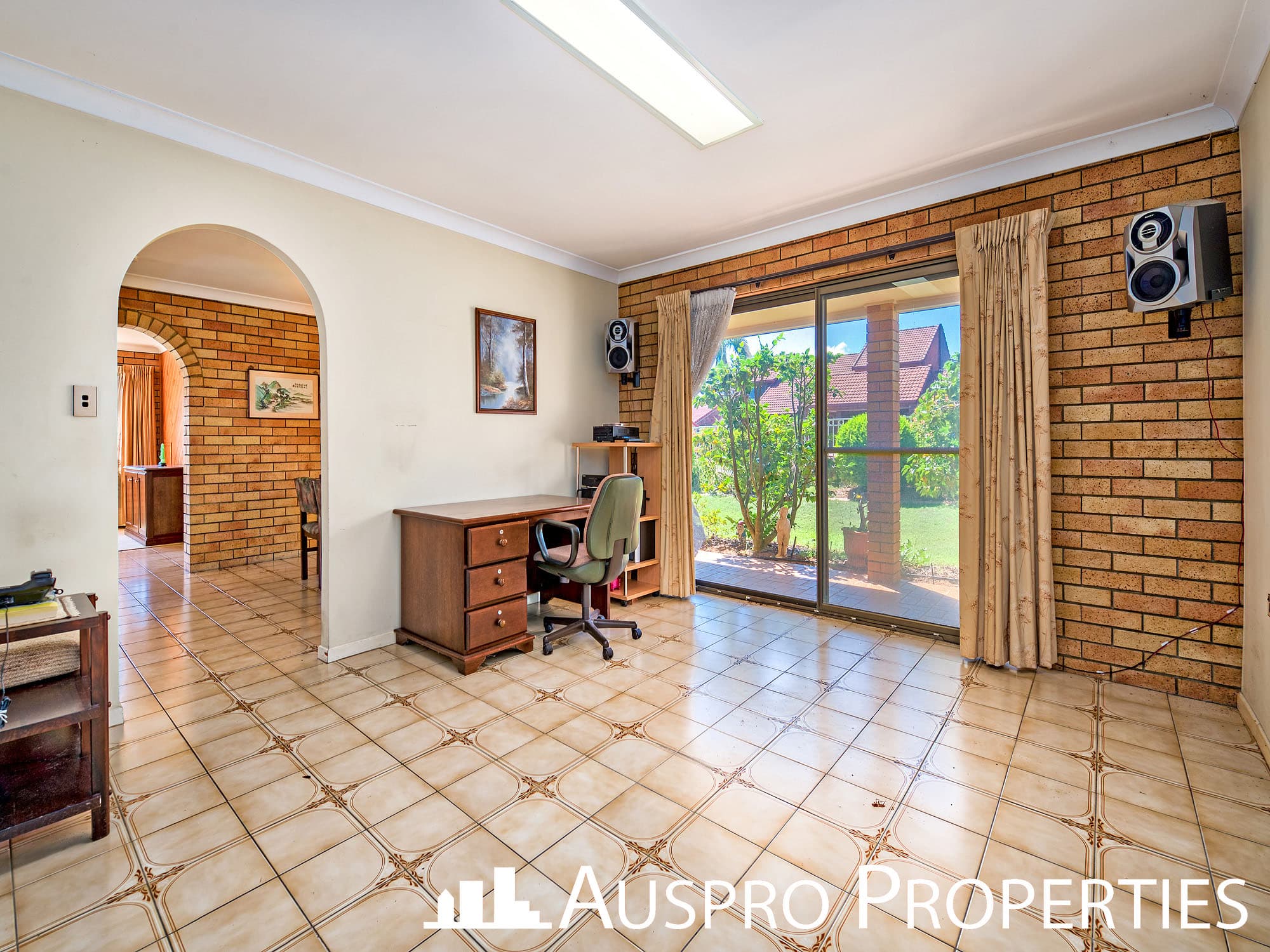 6 Chalton St, Eight Mile Plains - Thumbnail 5