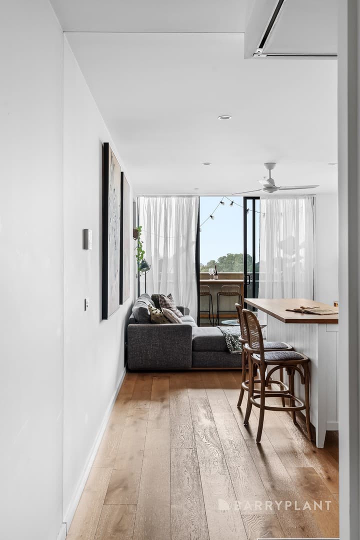 707/35 Plenty Road, Preston, VIC 3072, Preston - Thumbnail 2