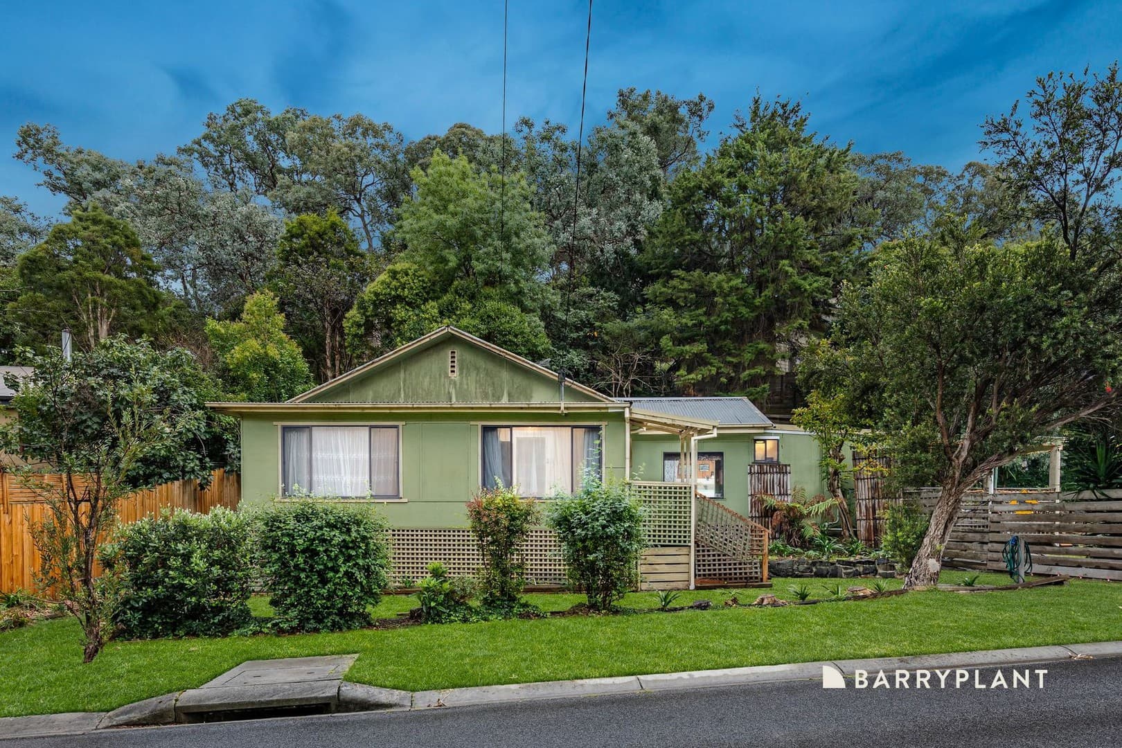 7 Daphne Crescent, Hurstbridge, VIC 3099, Hurstbridge - Image 1