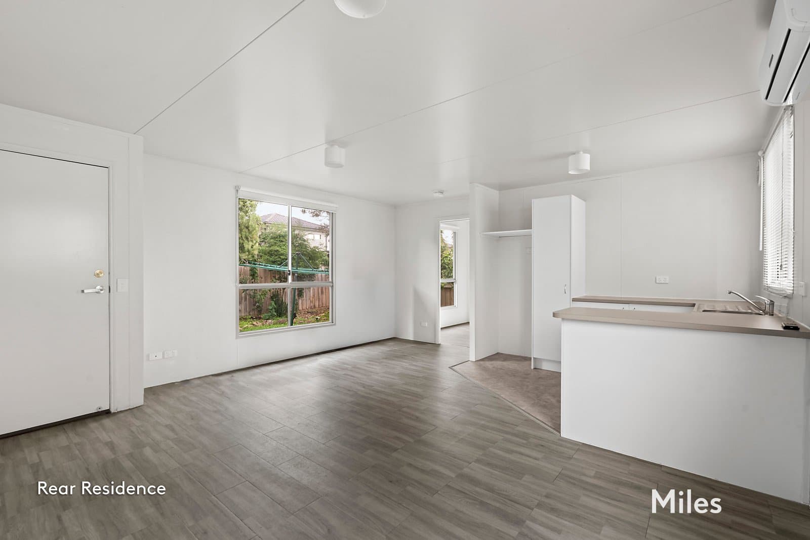 18 Carbeena Parade, Heidelberg West, Heidelberg West - Thumbnail 2