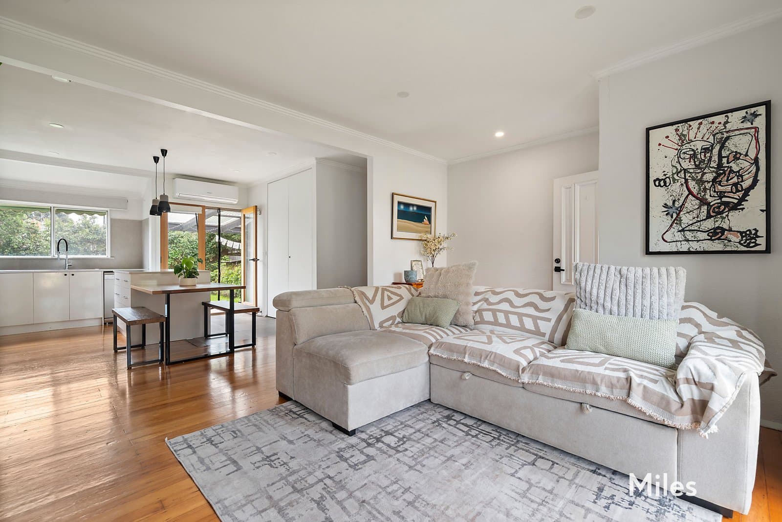 10 Wordsworth Avenue, Heidelberg Heights, Heidelberg Heights - Thumbnail 5