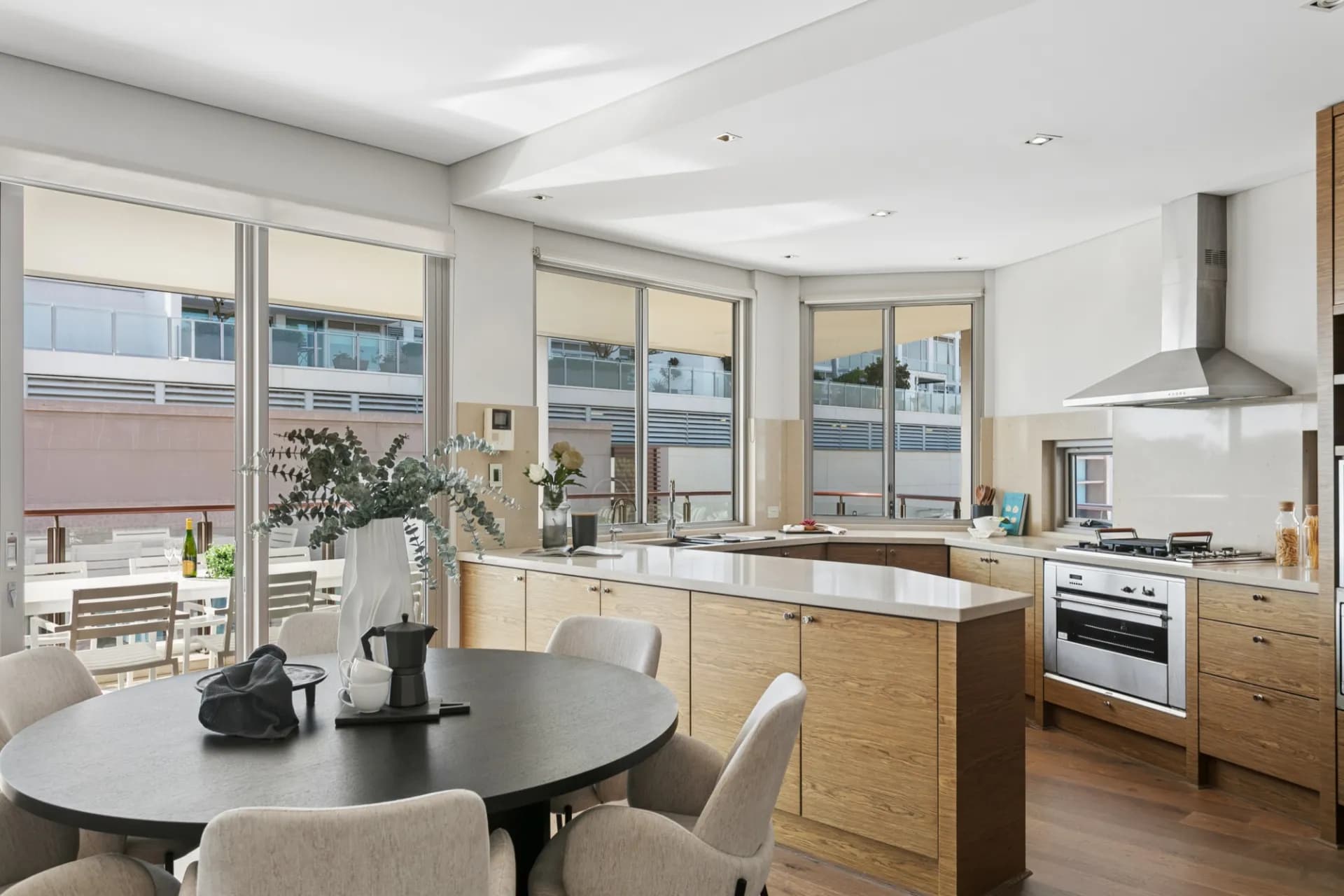315/40 St Quentin Avenue, Claremont, WA, Claremont - Thumbnail 3