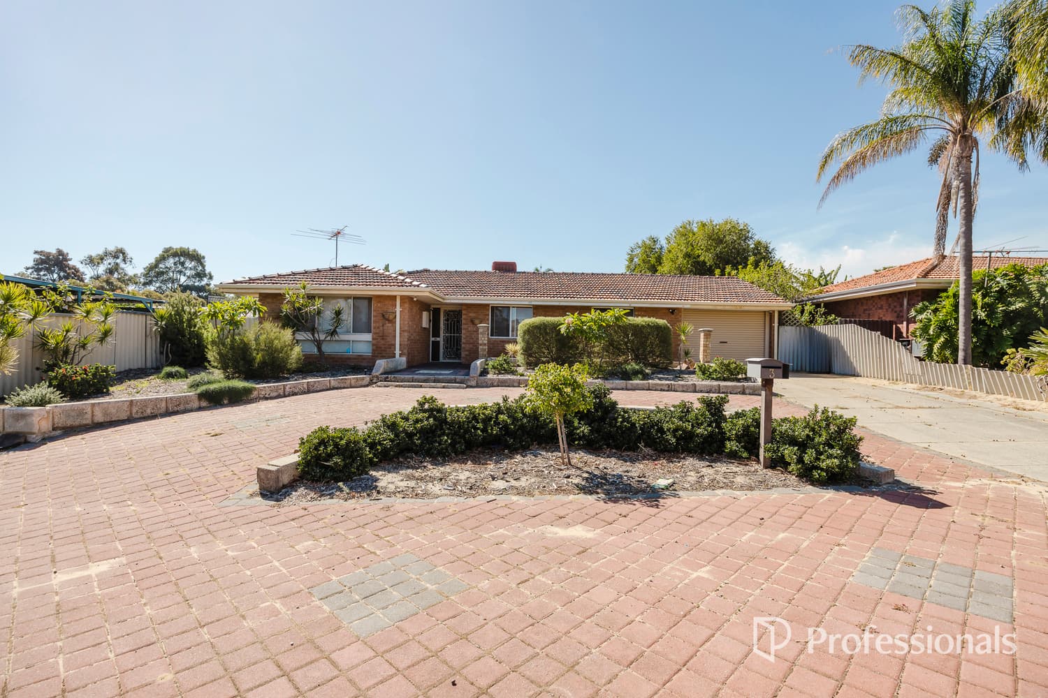 3 Borden Road, Marangaroo WA 6064, Marangaroo - Image 1