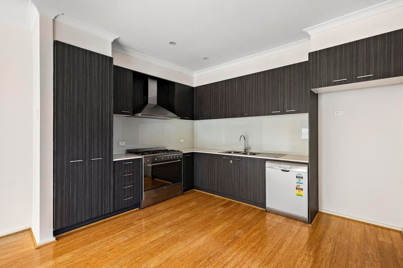 3/41 Hillside Grove, Airport West VIC 3042, Airport West - Thumbnail 5