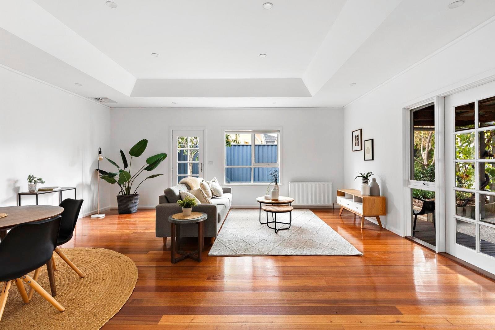 27 Henty Street, Reservoir VIC 3073, Reservoir - Thumbnail 2