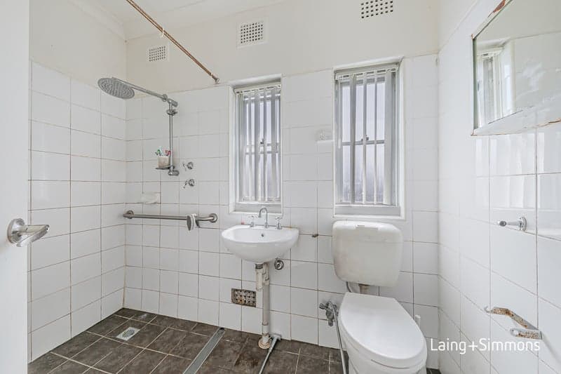 16 Frederick Avenue, Granville, Granville - Thumbnail 8