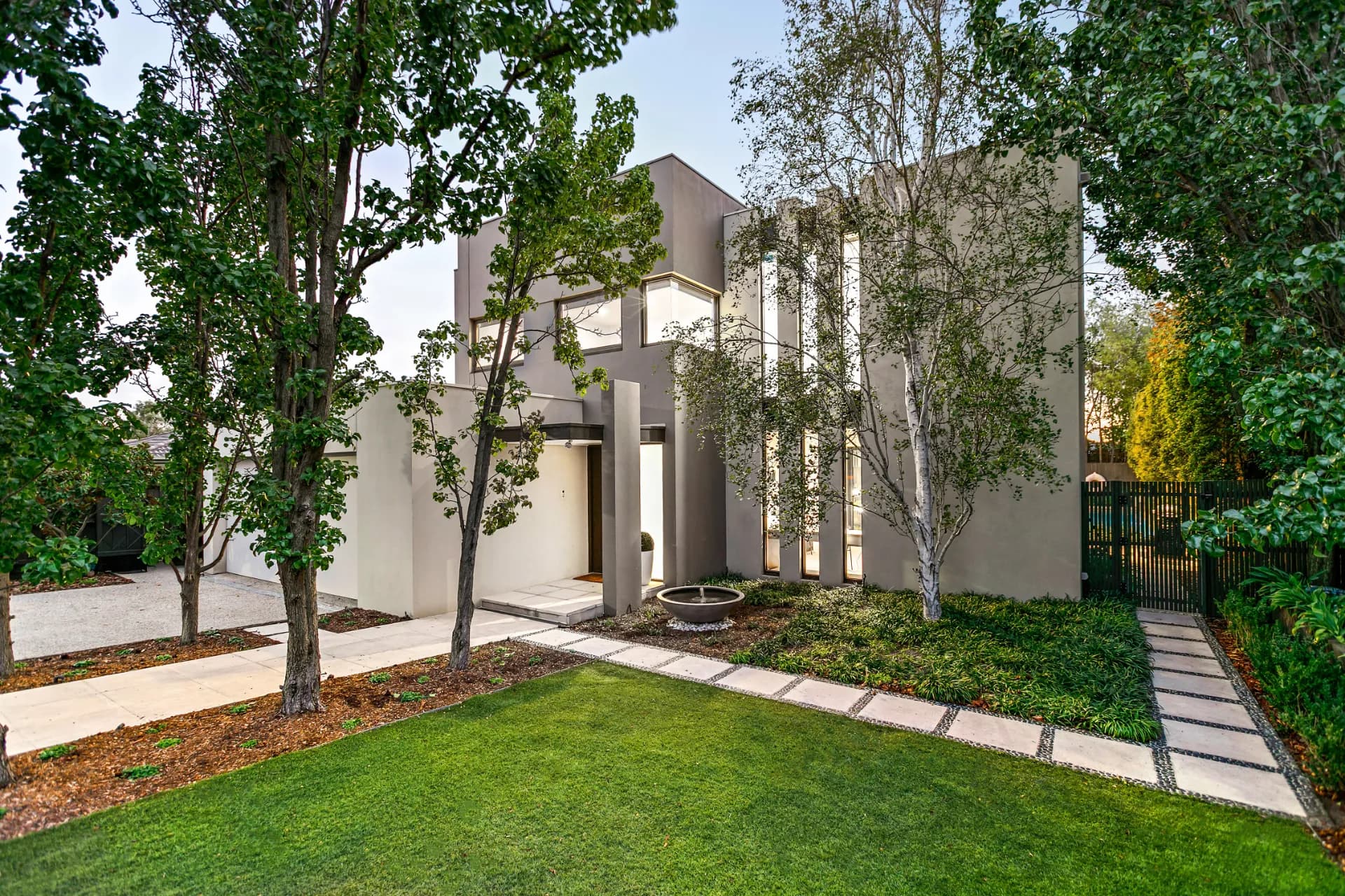 22 Albion Road, Glen Iris, VIC, Glen Iris - Thumbnail 2