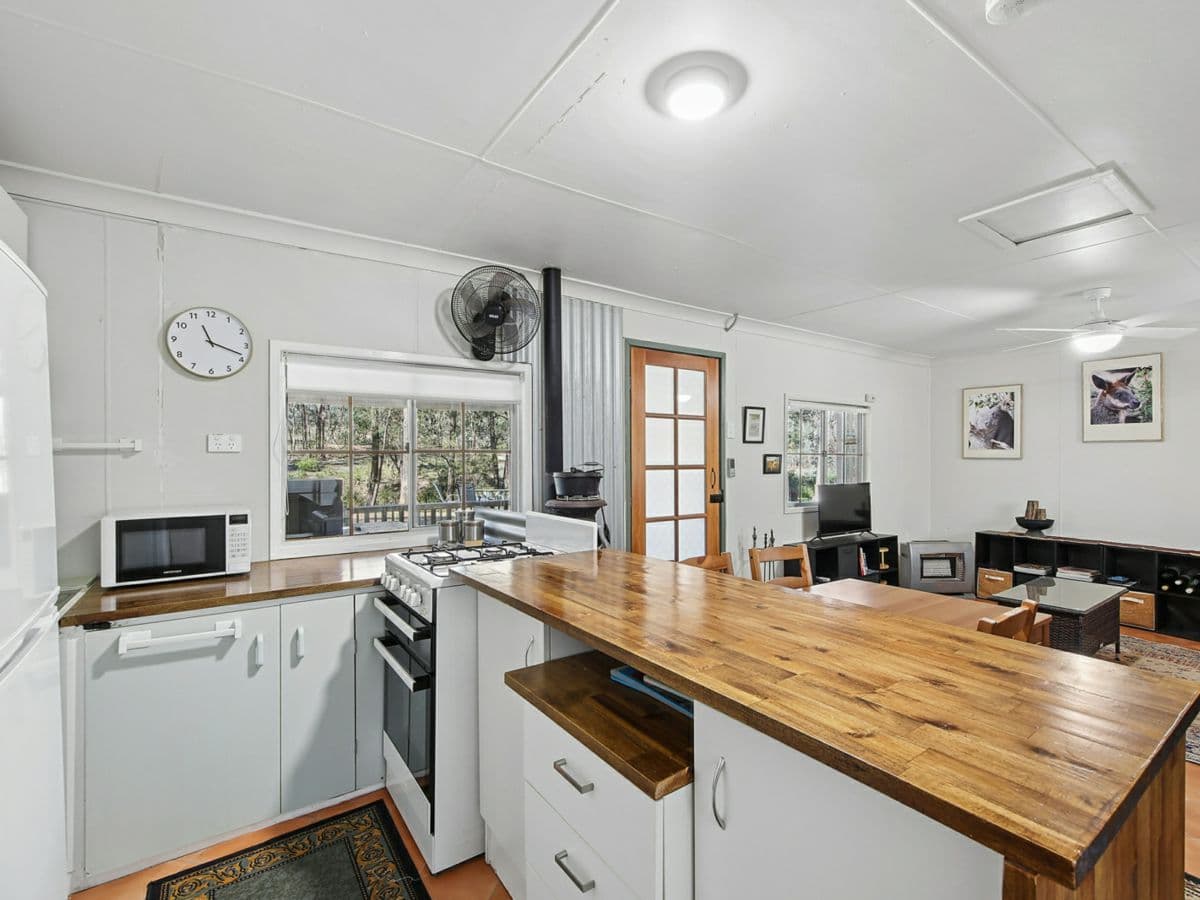 203 Roberts Road, MUDGEE, Mudgee - Thumbnail 3