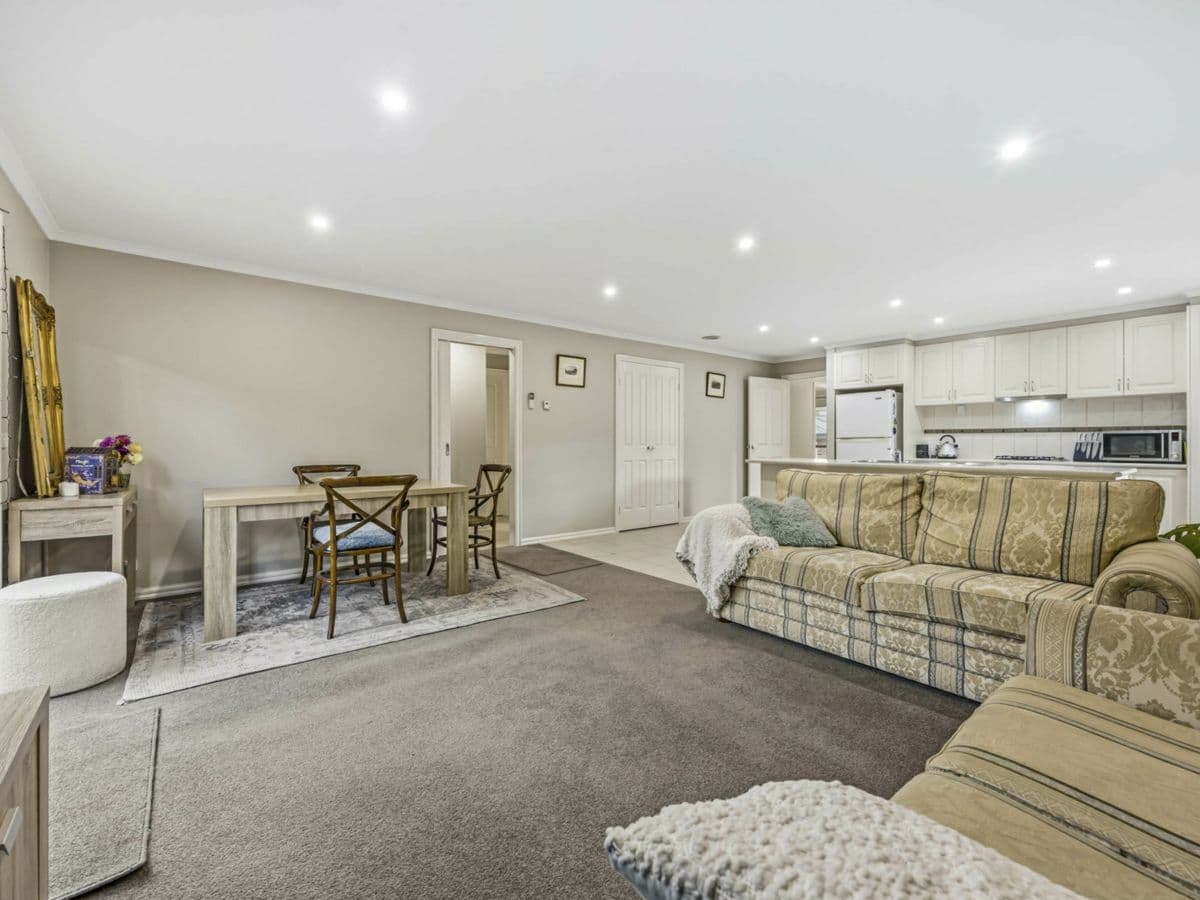 4/1 Hillside Drive, BALLARAT NORTH, Ballarat North - Thumbnail 8