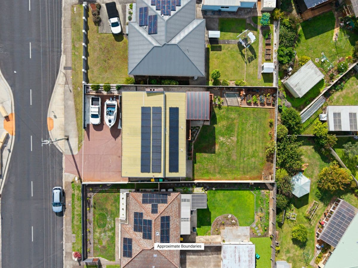 21 Lovett Street, DEVONPORT, Devonport - Thumbnail 2