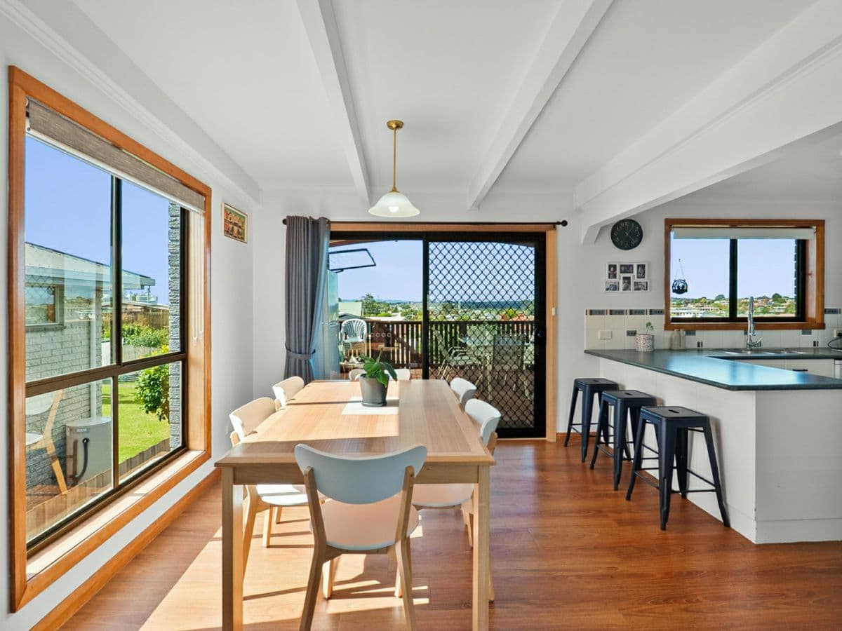 21 Lovett Street, DEVONPORT, Devonport - Thumbnail 6