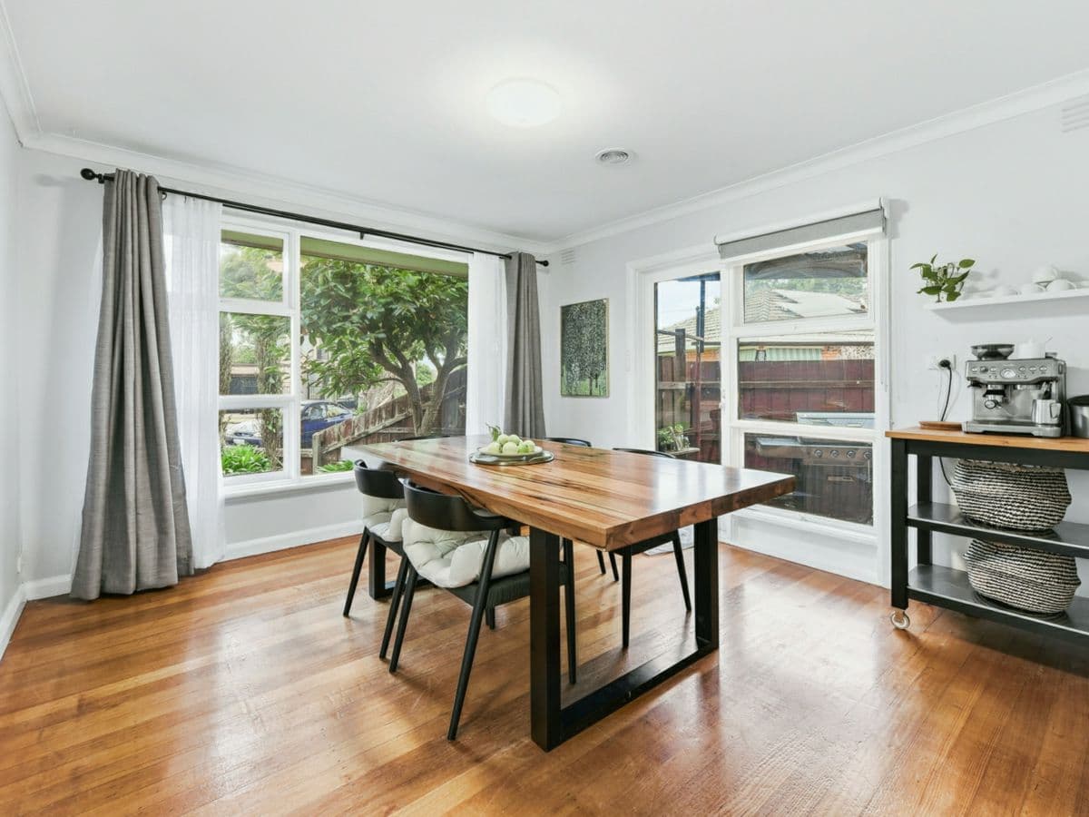 11 Whitmorr Court, NOBLE PARK, Noble Park - Thumbnail 4