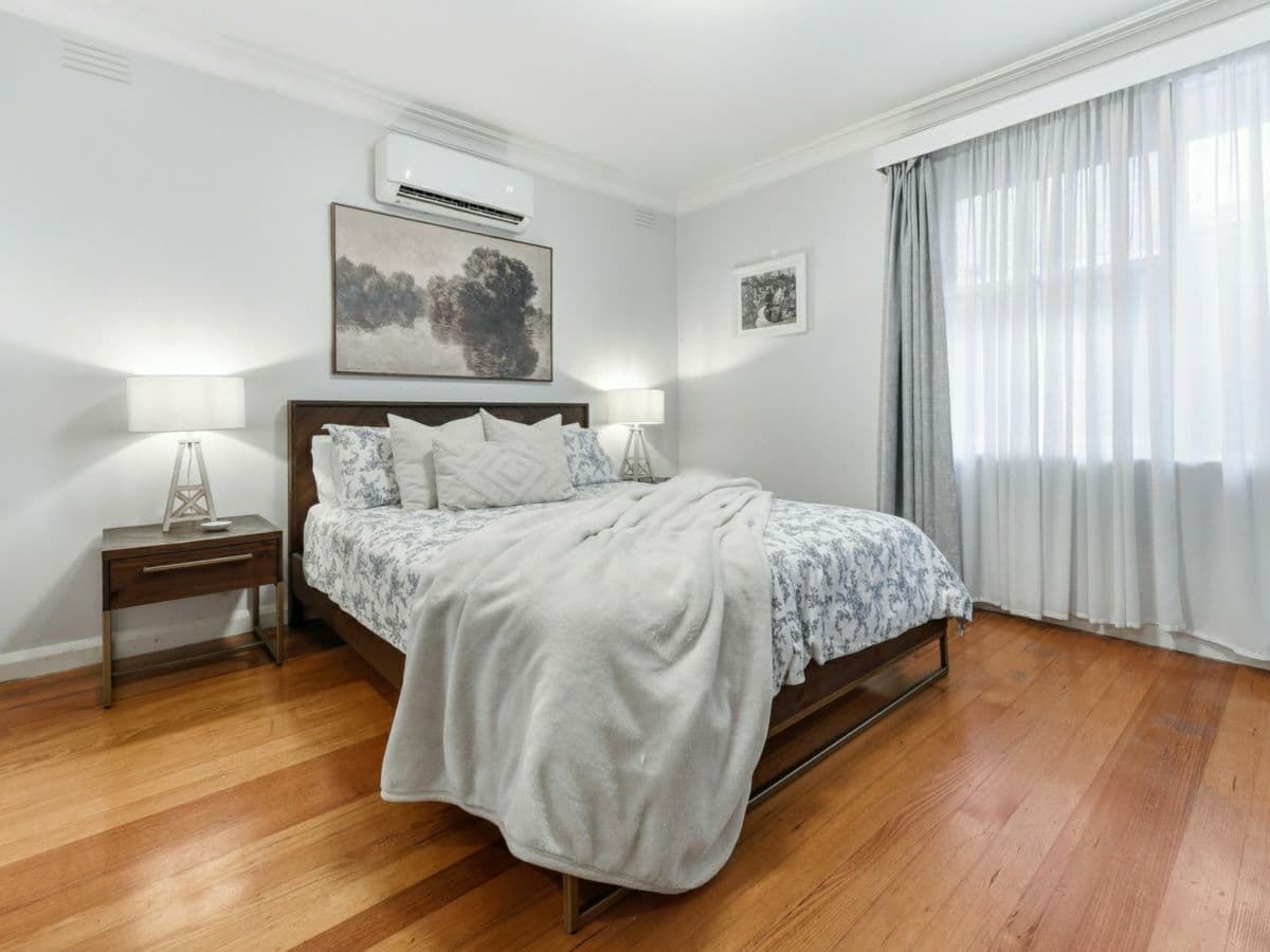 11 Whitmorr Court, NOBLE PARK, Noble Park - Thumbnail 5