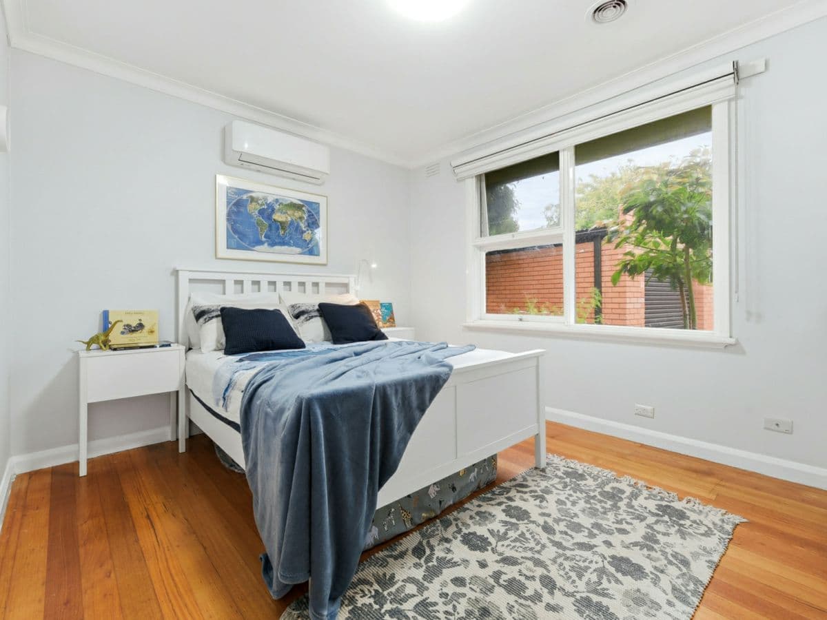 11 Whitmorr Court, NOBLE PARK, Noble Park - Thumbnail 7