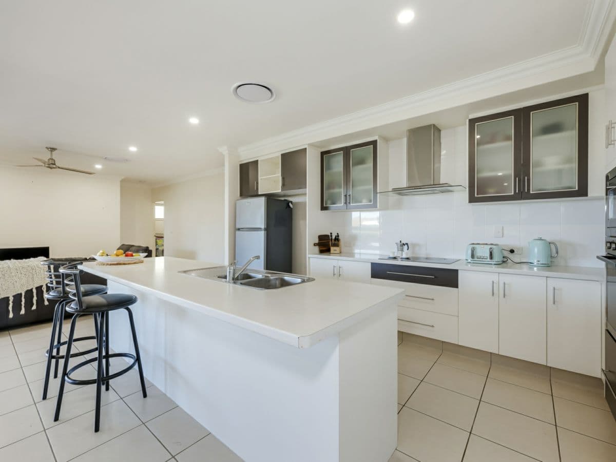 9 Fierro Drive, BARGARA, Bargara - Thumbnail 7