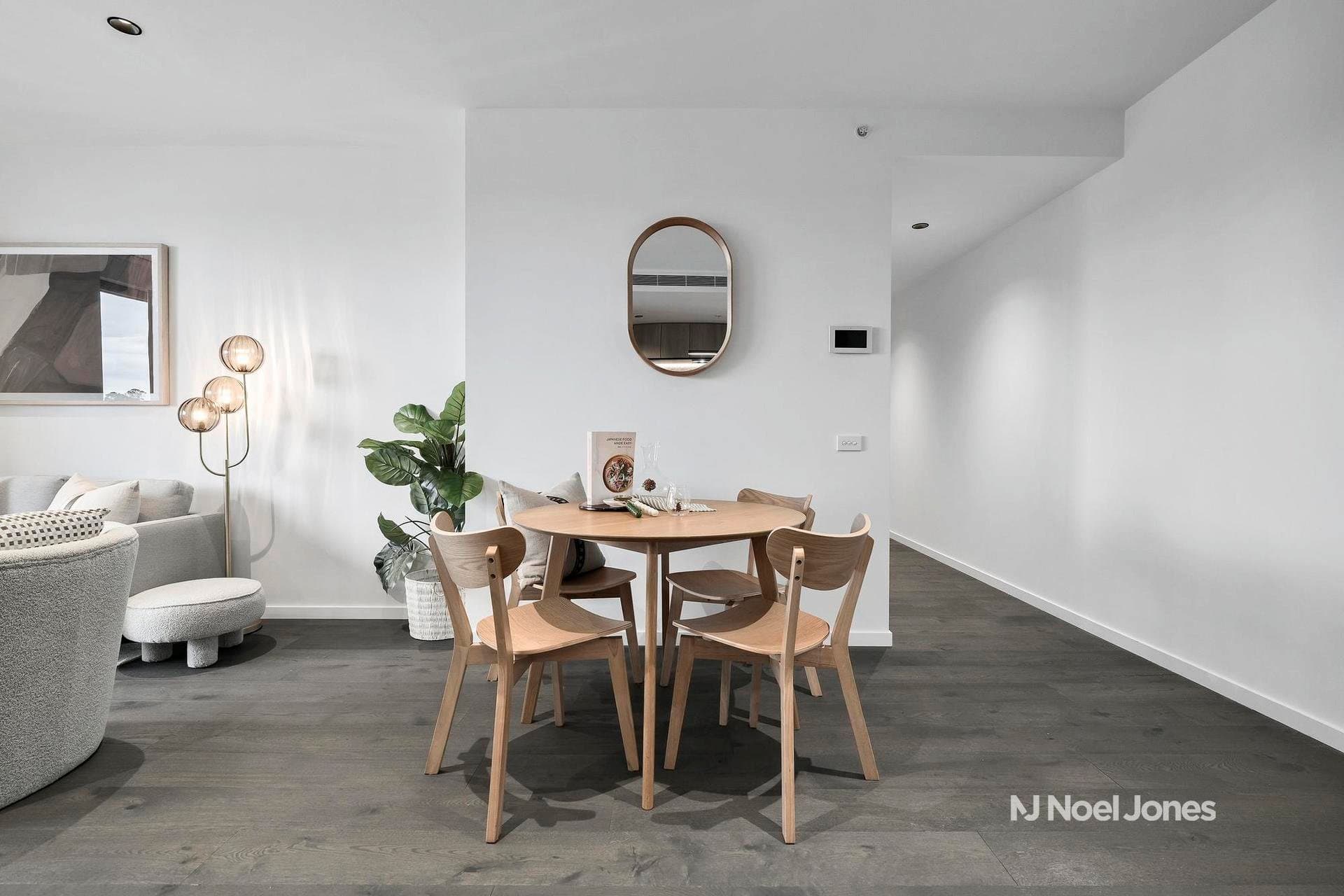 605/112 High Street South, Kew - Thumbnail 4