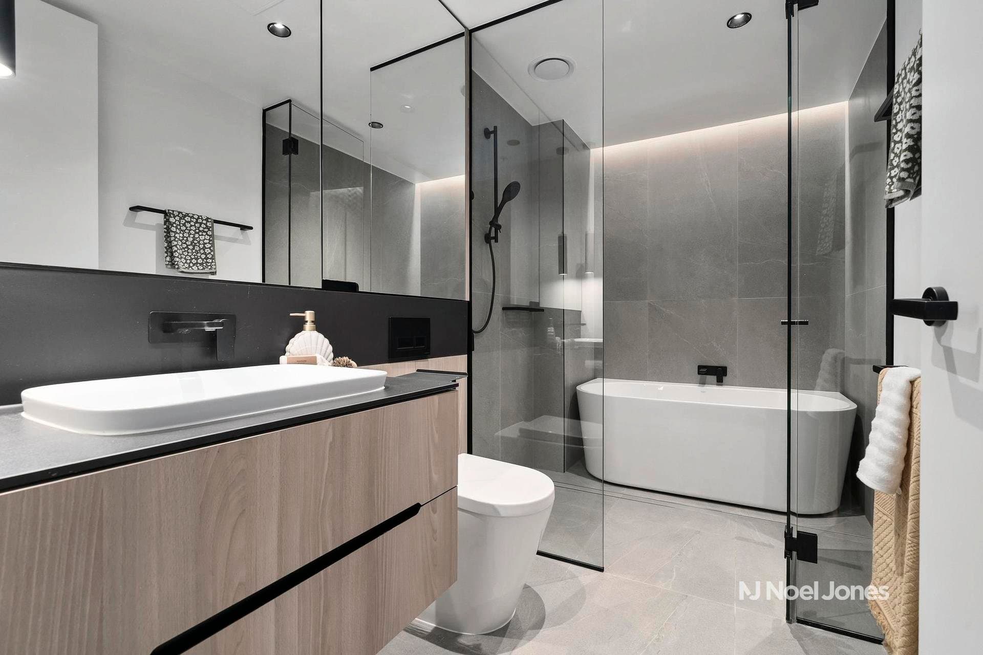 605/112 High Street South, Kew - Thumbnail 6