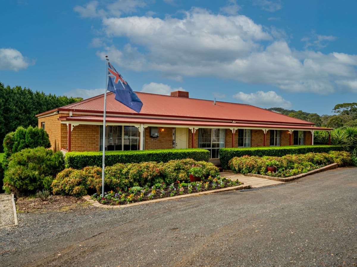 5A Rail Street, WANDONG, Wandong - Image 1