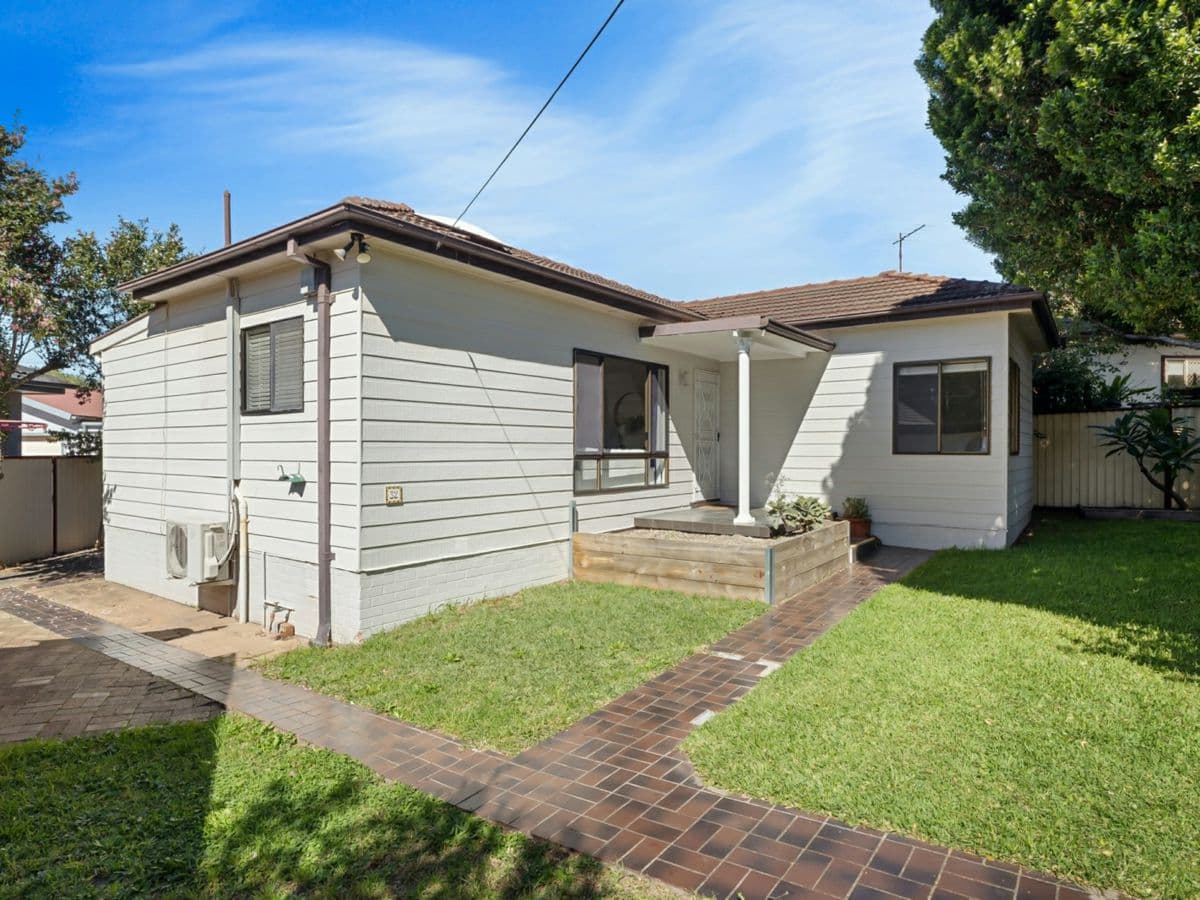 32 Hirst Street, ARNCLIFFE, Arncliffe - Image 1