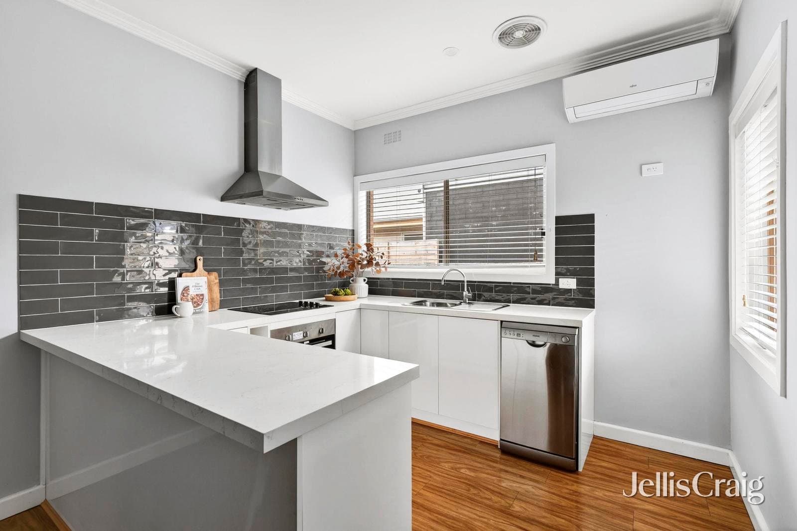 57 Collins Street, Geelong West, Geelong West - Thumbnail 4