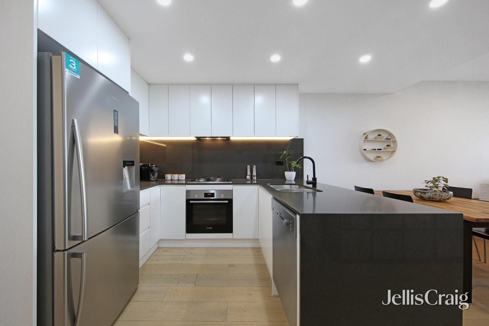 202/215 Chesterville Road, Moorabbin, Moorabbin - Thumbnail 5
