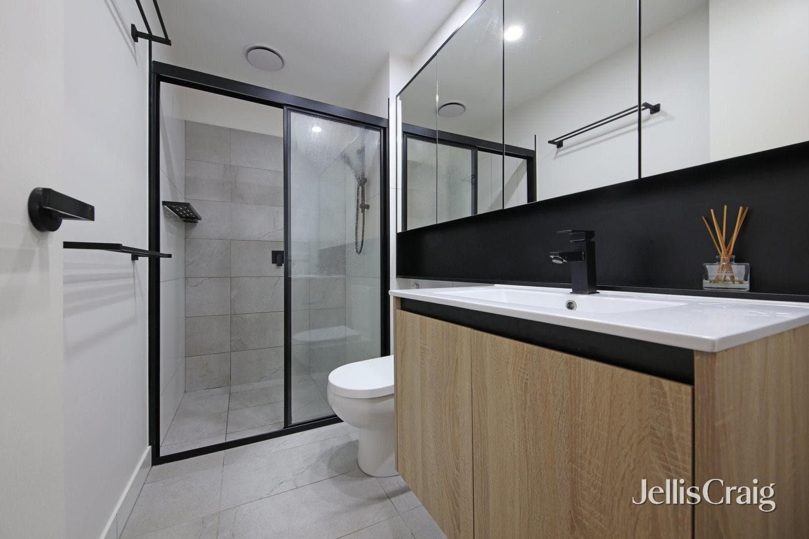 202/215 Chesterville Road, Moorabbin, Moorabbin - Thumbnail 8