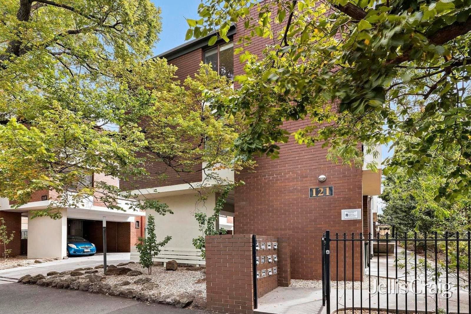 7/121 Wellington Street, Flemington, Flemington - Image 1