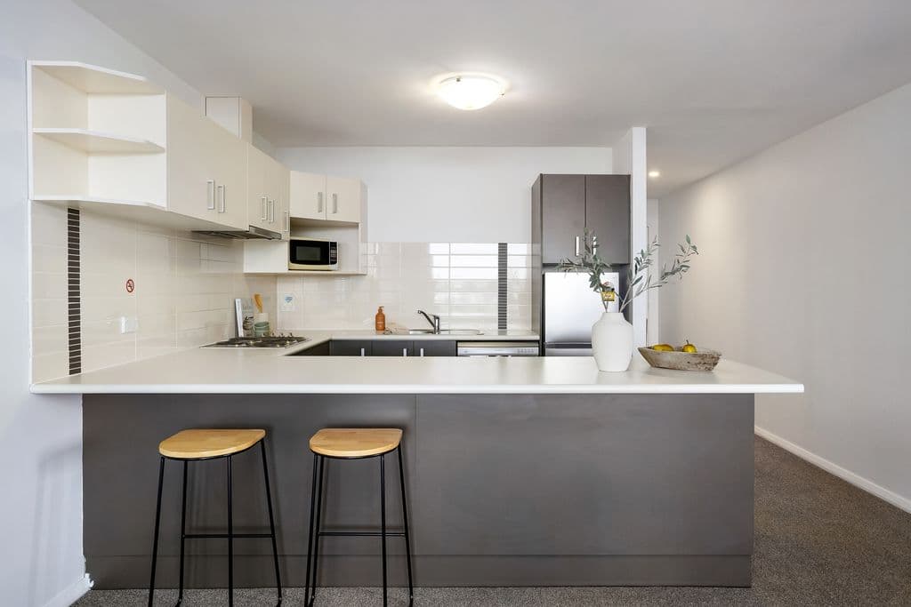 604/6-10 Gladstone Avenue, Wollongong - Thumbnail 3
