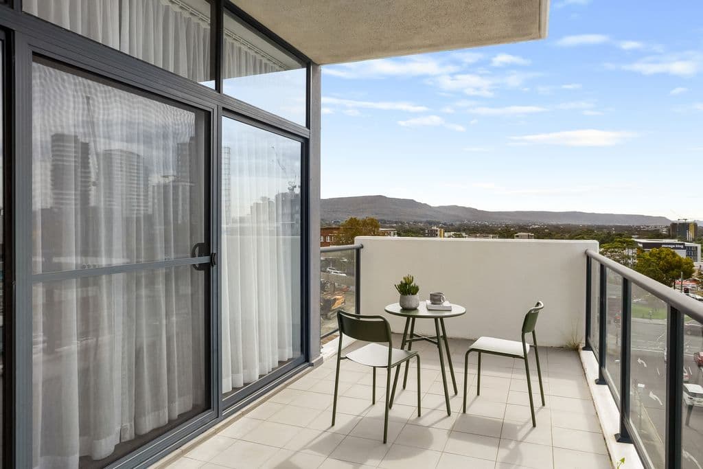 604/6-10 Gladstone Avenue, Wollongong - Thumbnail 7