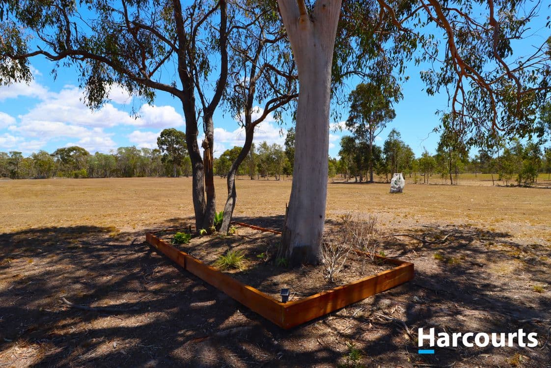 1383 Buxton Rd, BUXTON, QLD 4660, Buxton - Thumbnail 8