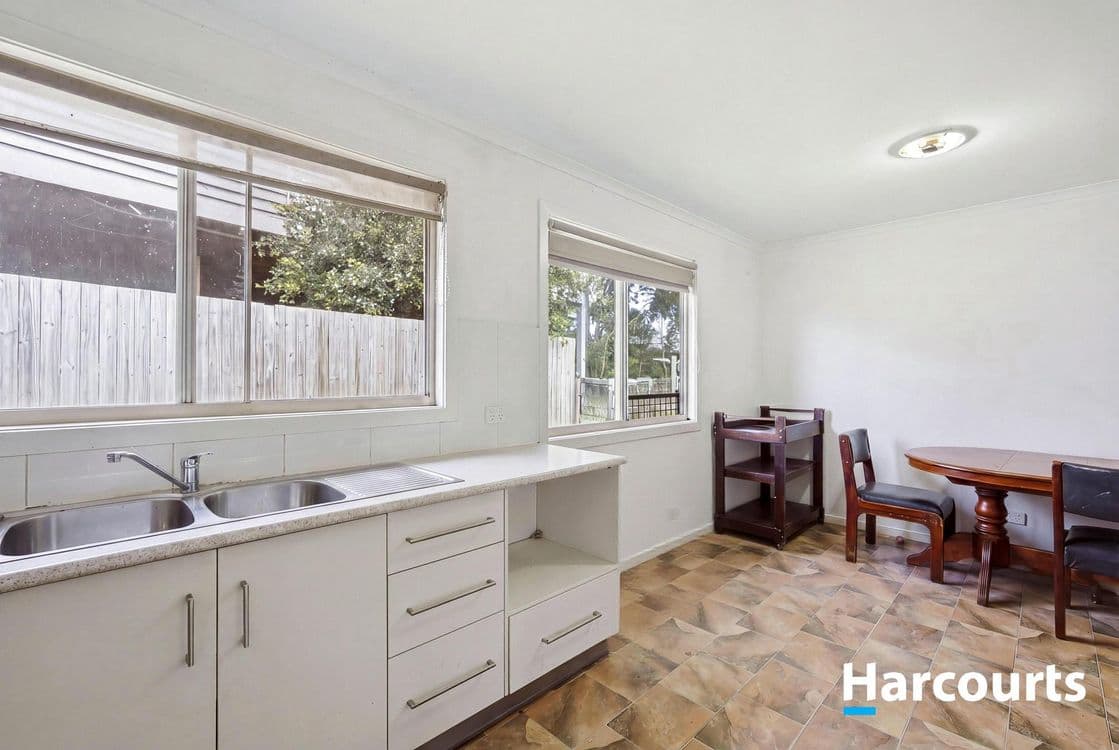 16 Ridgway Street, CHILDERS, QLD 4660, Childers - Thumbnail 8