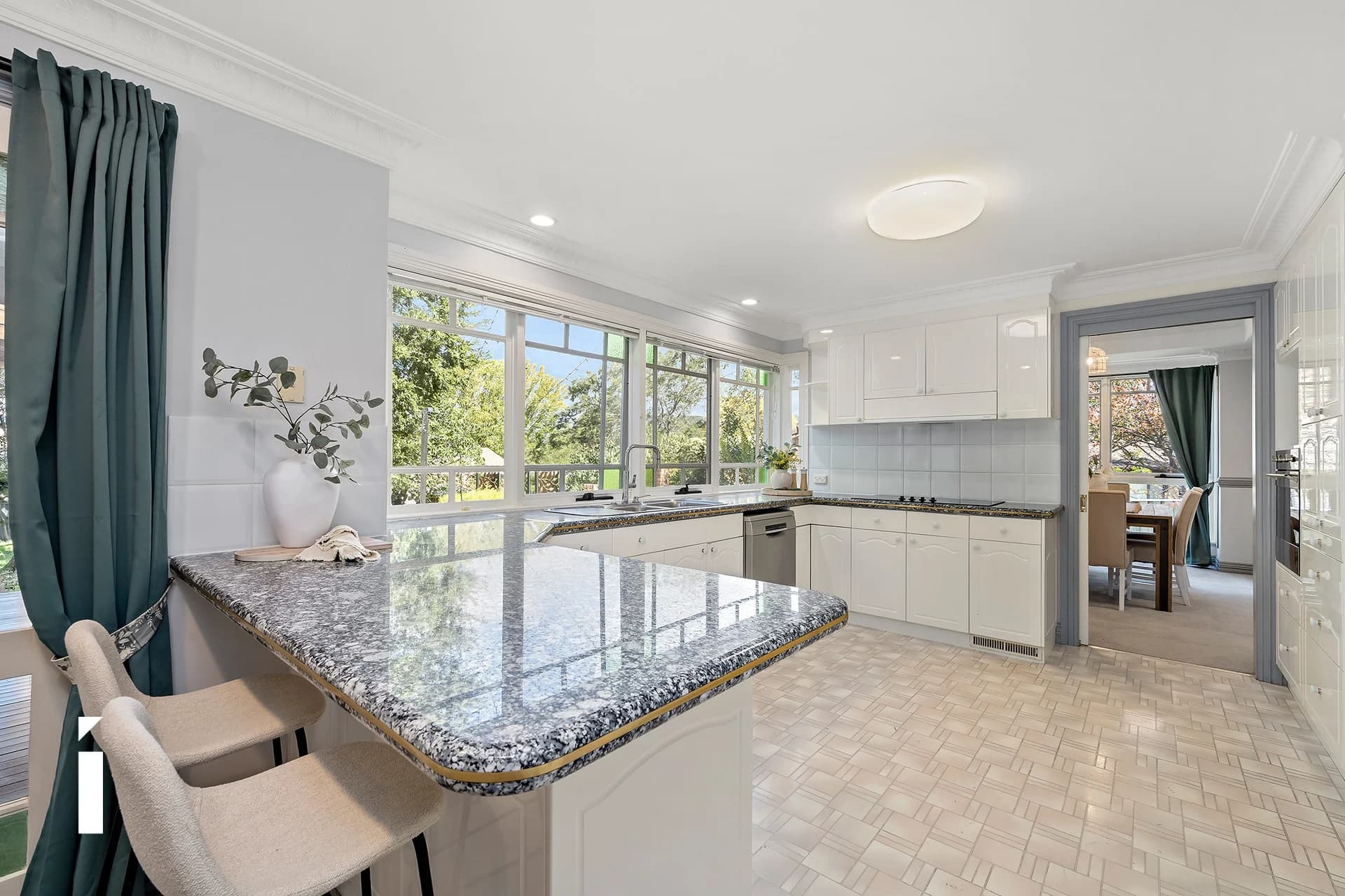 81 Mt Vernon Drive, Kambah, Kambah - Thumbnail 8