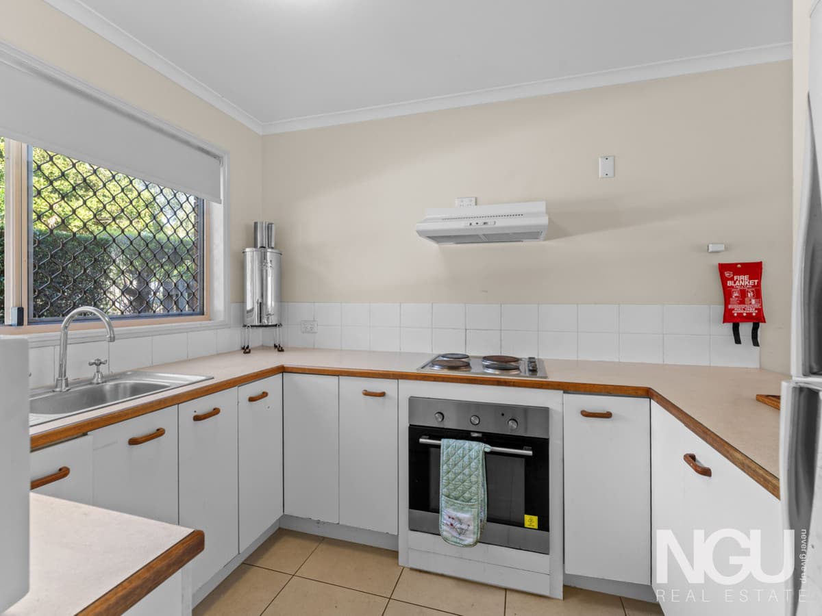 1 / 13 Booval Street, Booval QLD 4304, Booval - Thumbnail 2